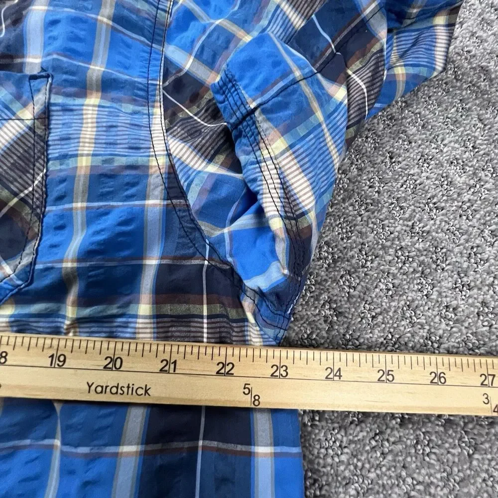 The North Face Shirt Mens XL Blue Plaid‎ Short Sleeve Button Down Hiking Outdoor